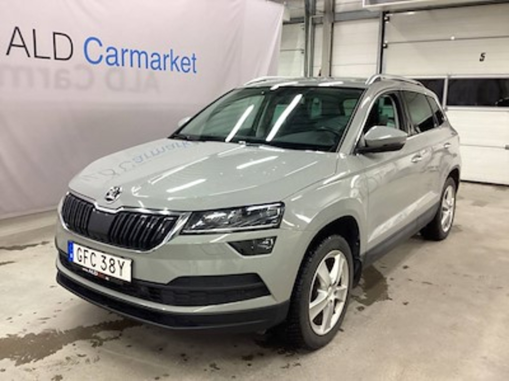 Skoda Karoq 2.0 tdi 4x4 !No Winter Tyers And Broken AC! Style, Business, P-Varmare, CanTon, Drag, B-Kamera, Auto