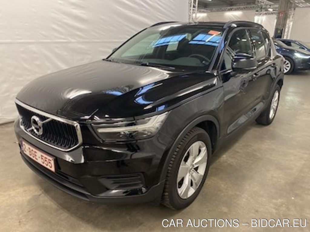 Volvo XC40 1.5 T2 MOMENTUM CORE Sensus Navigation Park Assist