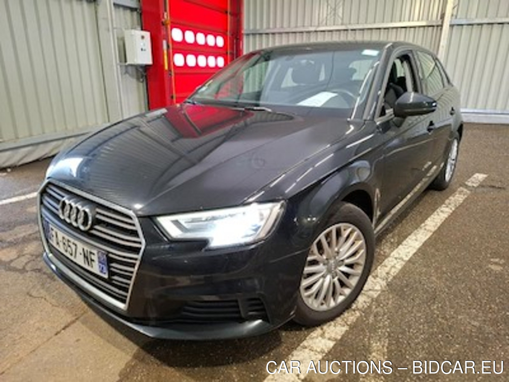 Audi A3 A3 Sportback 1.6 TDI 116ch Business line S tronic 7