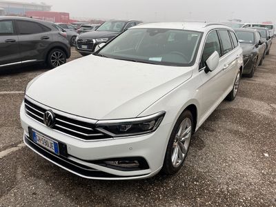 Volkswagen Passat VARIANT 2.0 TDI BUSINESS 150CV DSG, 2021