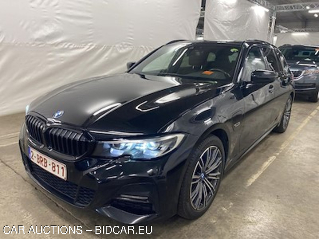 BMW 3-serie 2.0 330E (215KW) XDRIVE TOURING Business Plus Travel Model M Sport