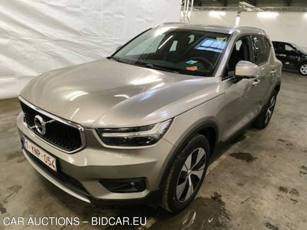 Volvo XC40 1.5 T3 MOMENTUM PRO Lounge Intellisafe Pro Light