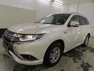 Mitsubishi Outlander 2.4 PHEV PURE, 2021