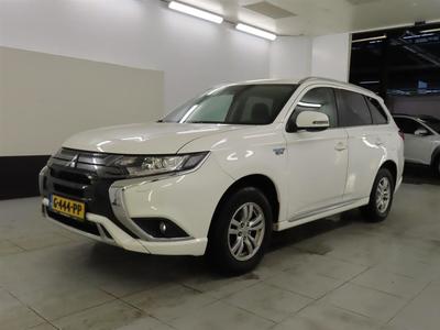 Mitsubishi Outlander 2.4 PHEV PURE, 2019