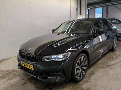 BMW 320 EA 150kW PHEV Business Edition Plus, 2022