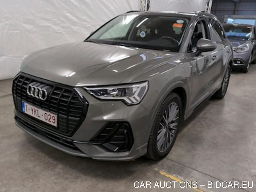 Audi Q3 1.5 35 TFSI S TRONIC S LINE Shadow Look