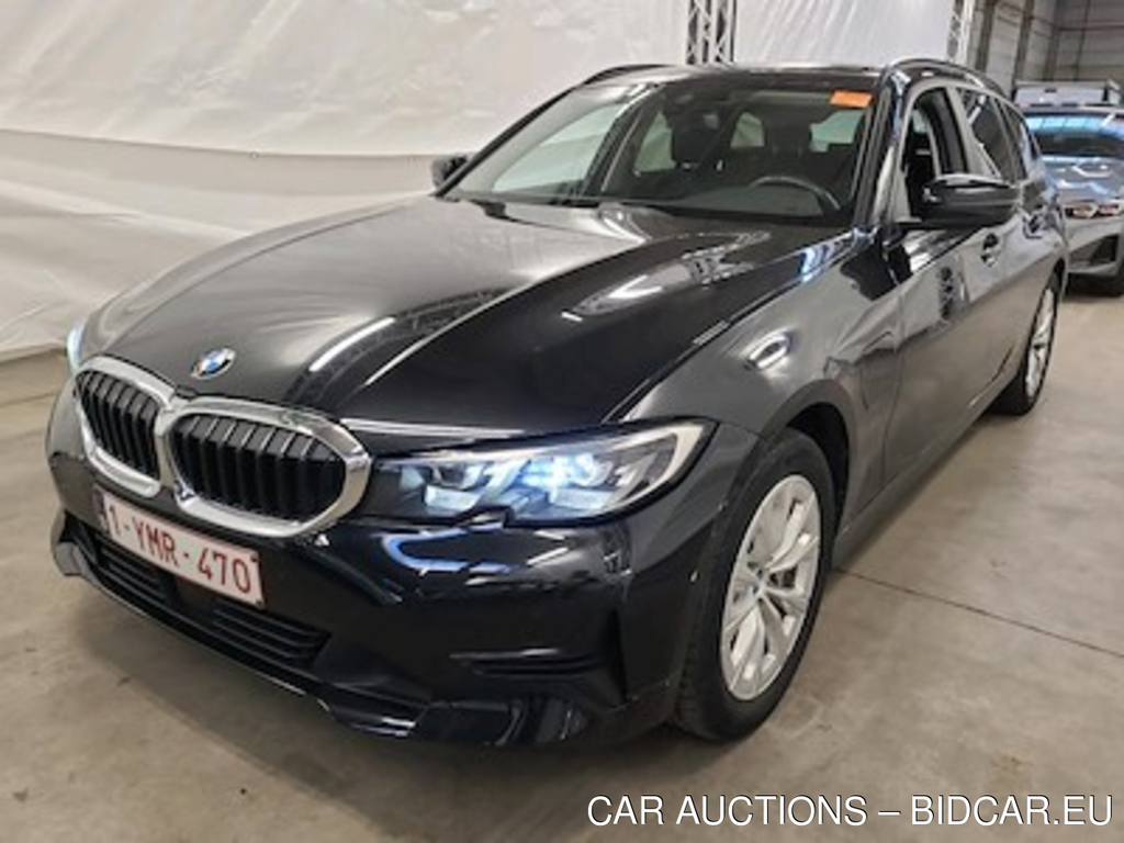 BMW 3 touring - 2019 330eA PHEV Travel Business Plus