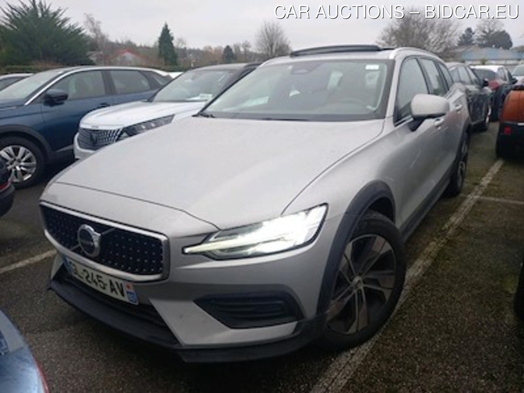 Volvo V60 V60 Cross Country B4 AWD 197ch Pro Geartronic 8