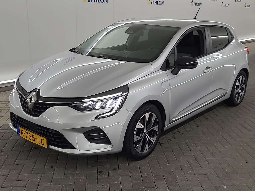 Renault Clio 1.6 HYBRID 145 E-TECH EVOLUTION 5D 105KW, 2022