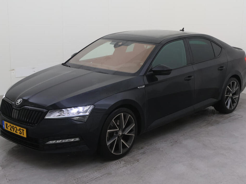 Skoda Superb 1.5 TSI 150PK DSG SPORTLINE BUSINESS COMFORT NAVI FUNCTIE PANO, 2021