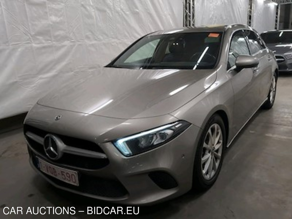 Mercedes-Benz A A 180 D LAUNCHEDITION (EU6D-T