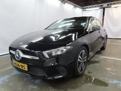 Mercedes-Benz A-klasse A 180 7G-DCT Business Solution Luxury 5d