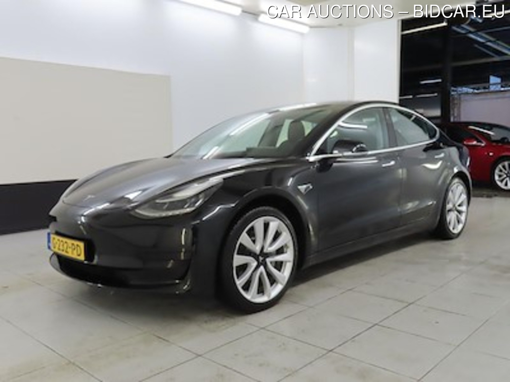 Tesla Model 3 Standard Range Plus RWD 4d