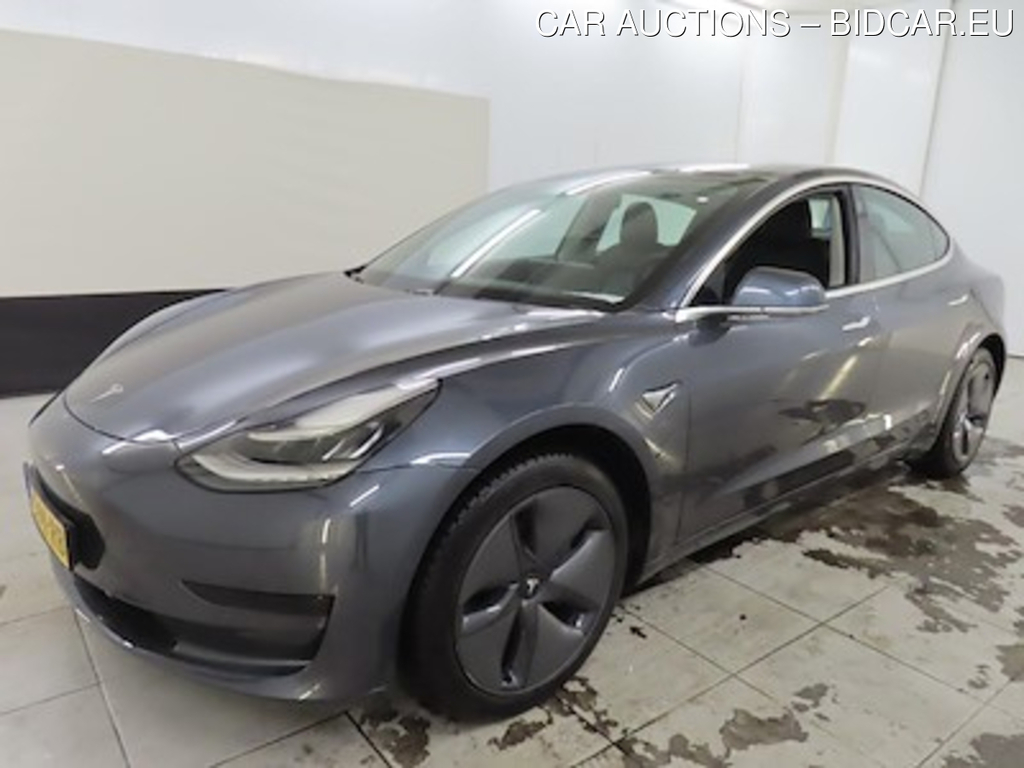 Tesla Model 3 Standard Range Plus RWD 4d