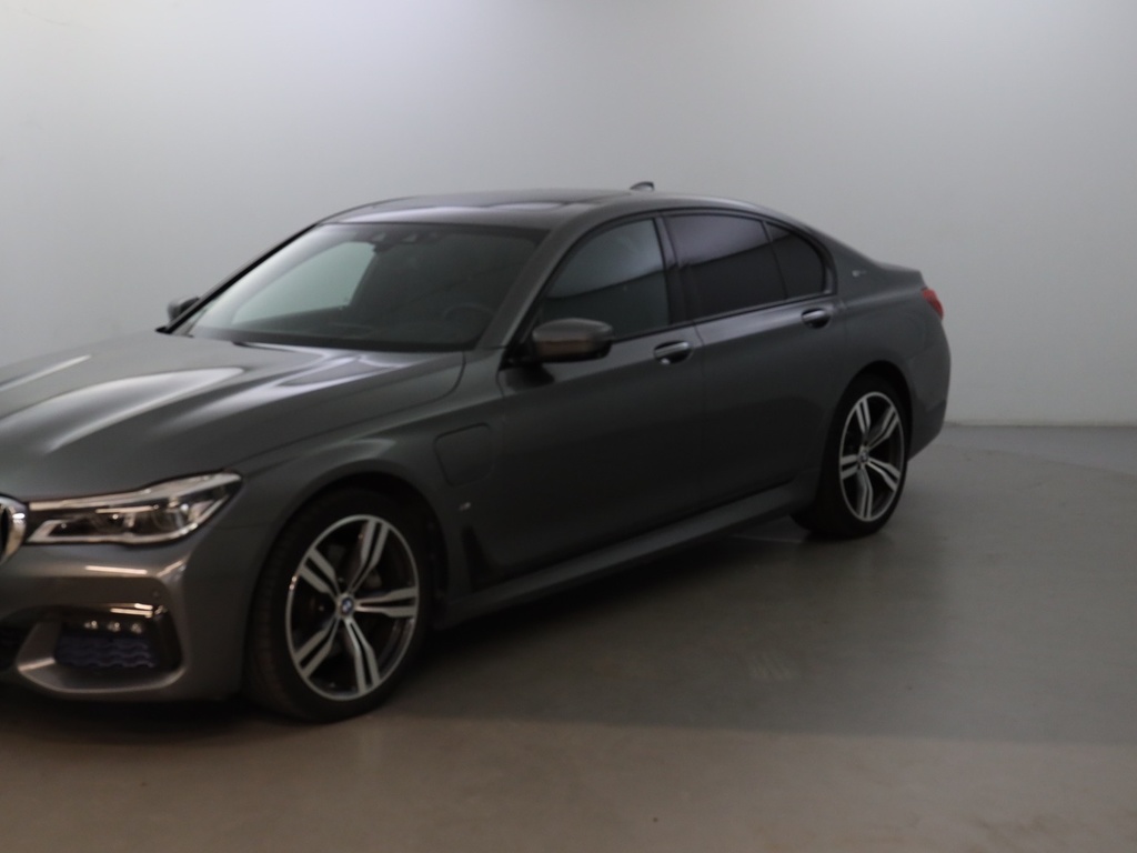 BMW Serie 7 g11/g12 740E IPERFORMANCE 326 CH M SPORT A, 2017