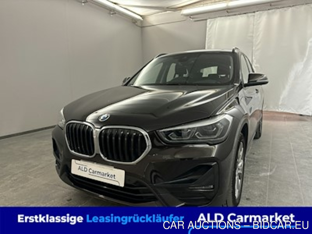 BMW X1 xDrive25e Sport Line Geschlossen, 5-turig, Automatik, 6-Gang