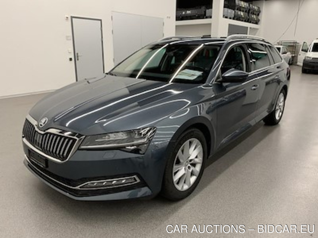 Skoda Superb combi 2.0d Style