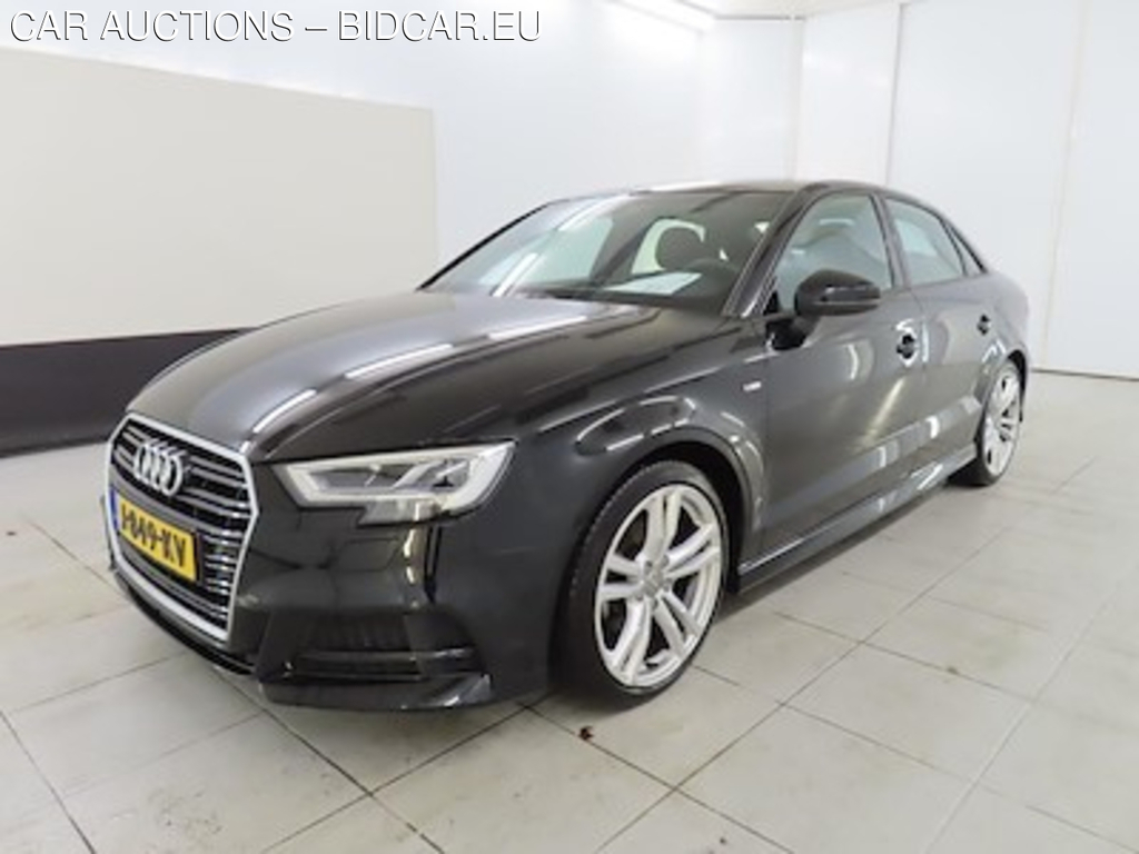 Audi A3 limousine 35 TFSI Advance Sport 4d