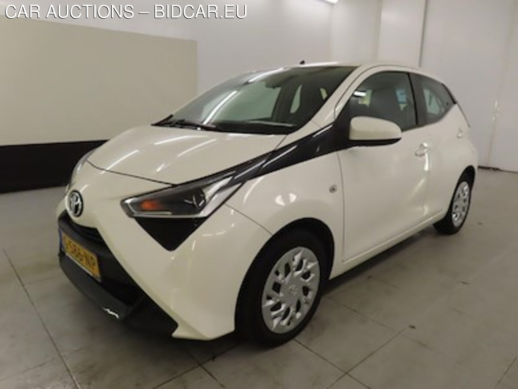 Toyota Aygo 1.0 VVT-i x-play x-shift 5d