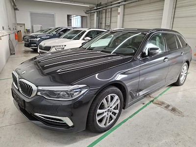 BMW Series 5 540d A xDrive Touring Luxury Line 235KW