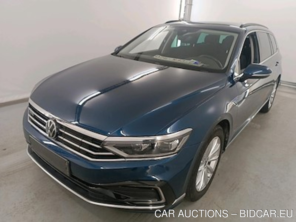 Volkswagen Passat variant 1.4 TSI MSQ VARIANT GTE BUSINESS