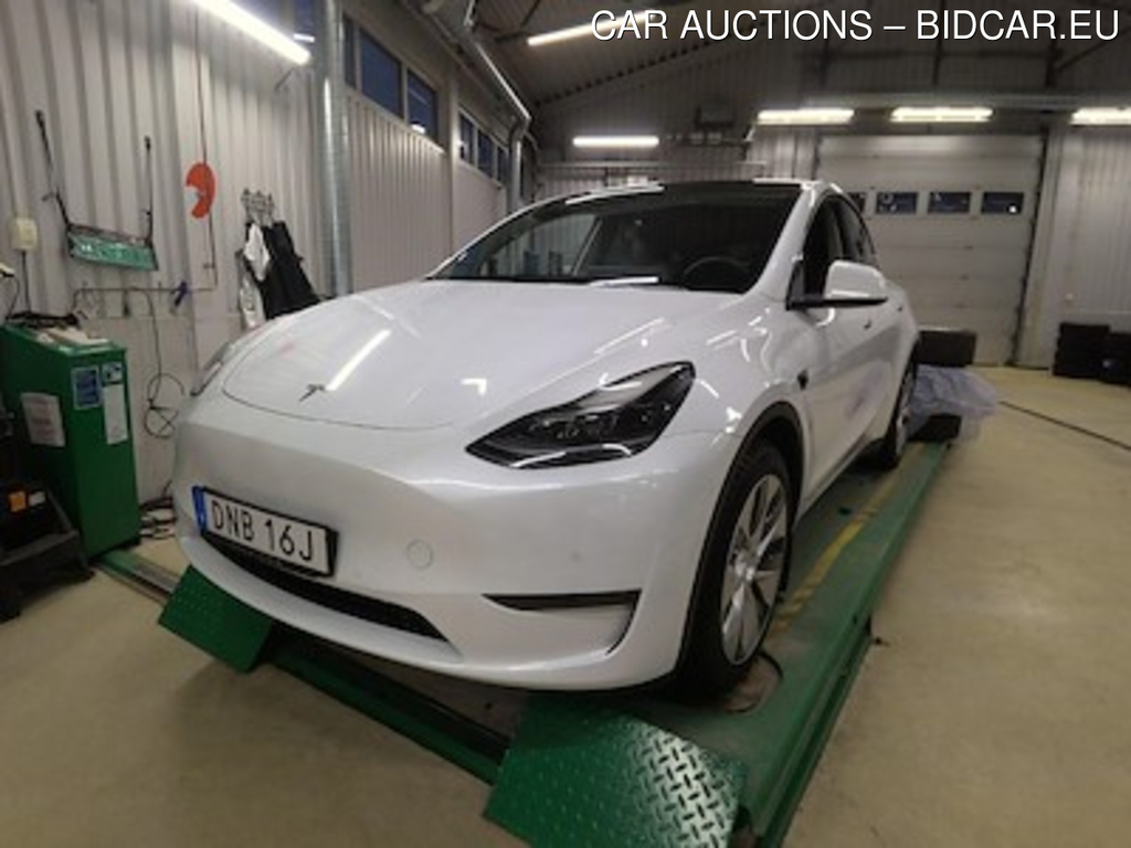 Tesla Model Y Long Range Awd