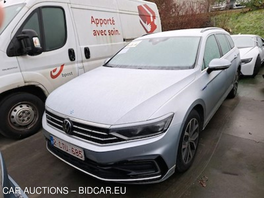 Volkswagen Passat variant 1.4 TSI DSG6 GTE BUSINESS