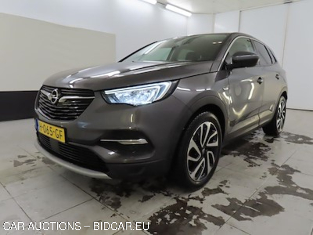 Opel Grandland X 1.2 Turbo S;S 96kW Bus. Executive 5d