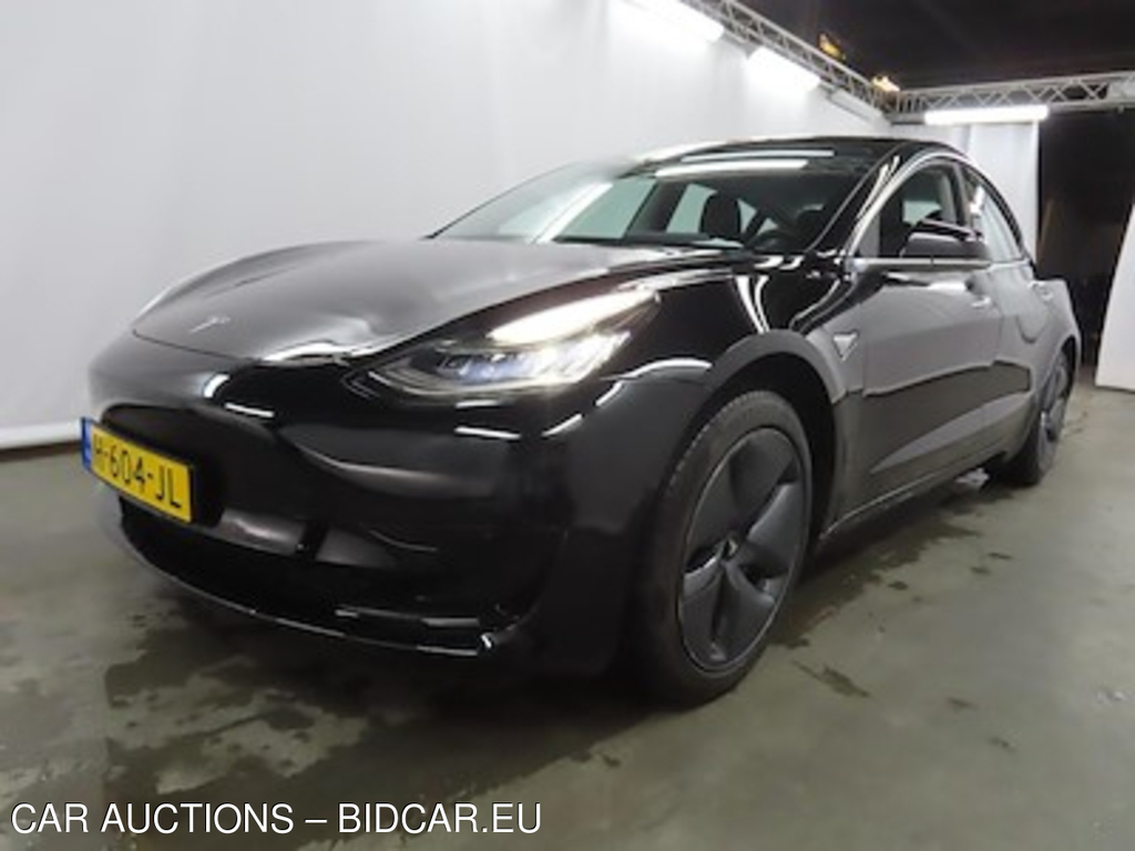 Tesla Model 3 Standard Range Plus RWD 4d