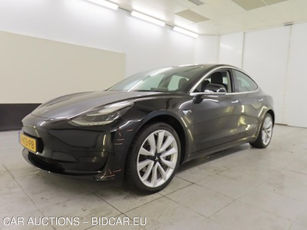 Tesla Model 3 Standard Range Plus RWD 4d