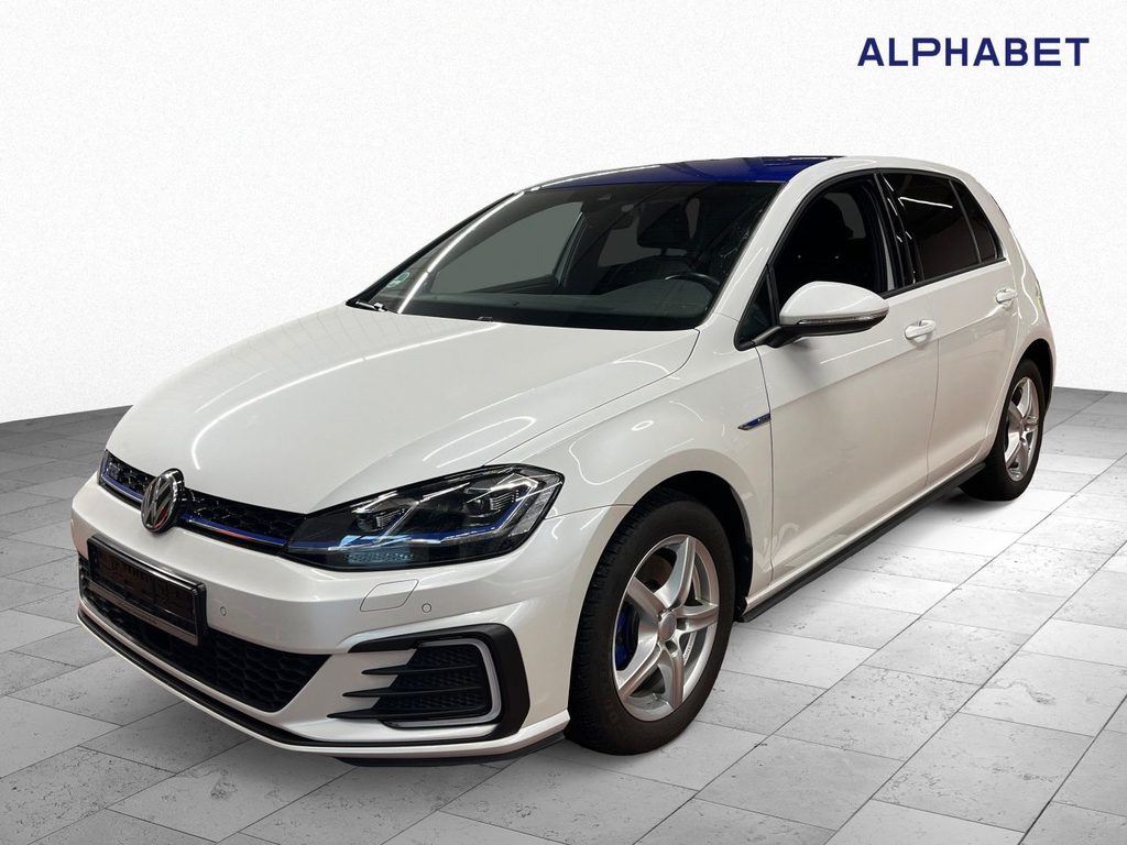 Volkswagen Golf 1.4 GTE Plug-In-Hybrid DSG, 2020