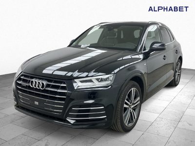 Audi Q5 55 TFSI e quattro S tronic, 2021