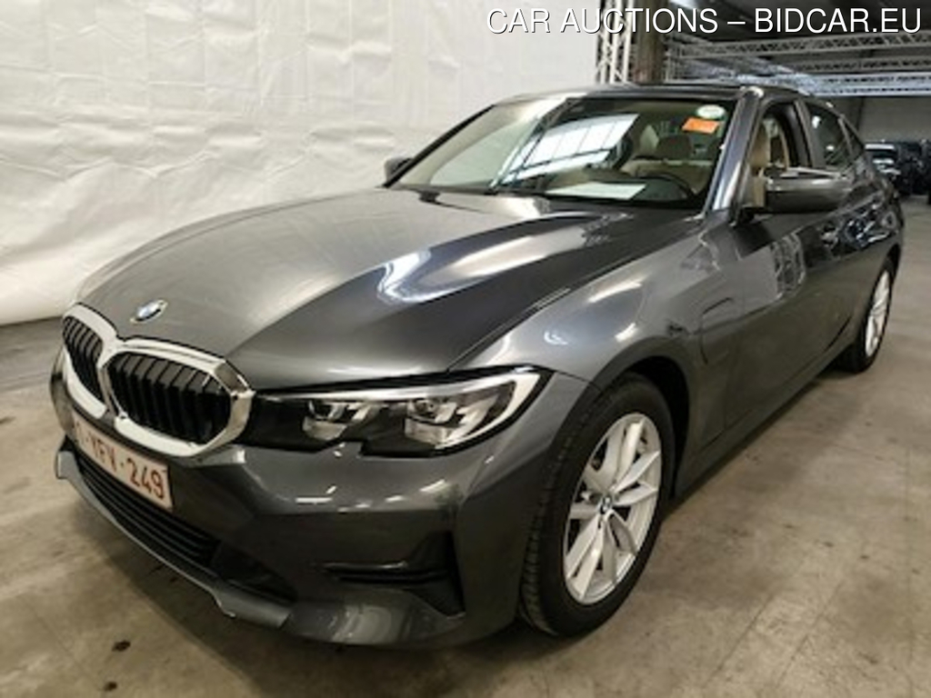 BMW 3 - 2019 330eA PHEV Business Plus