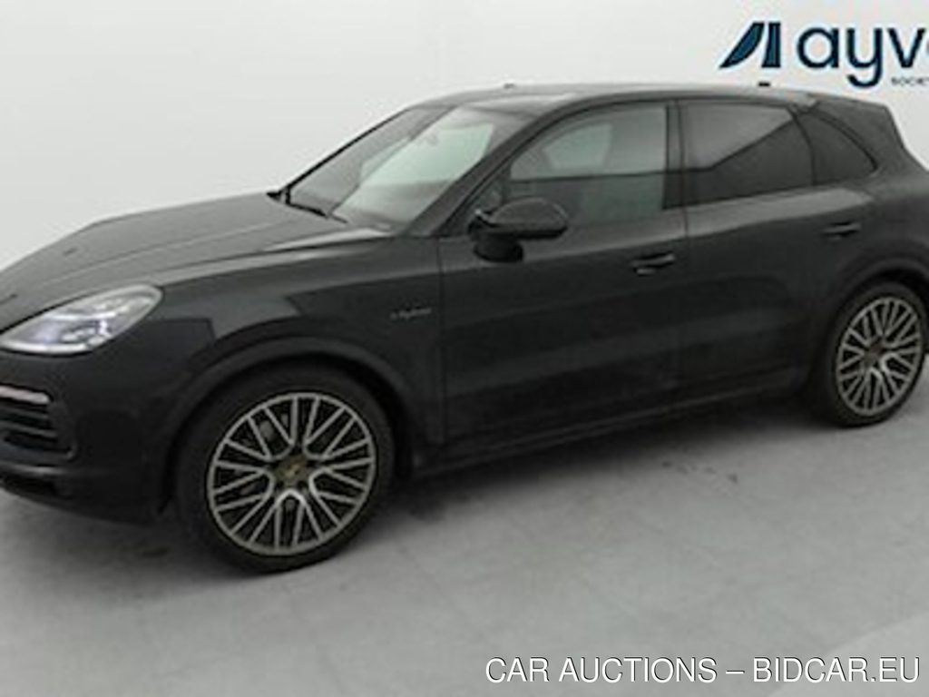 Porsche Cayenne 3.0 V6 e-hybrid auto 340CV PLATINUM EDITION TOE NAVI