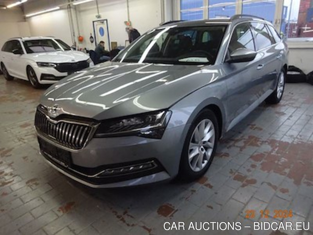 Skoda superb 2.0 TDI 110KW STYLEDSG-7 COMBI