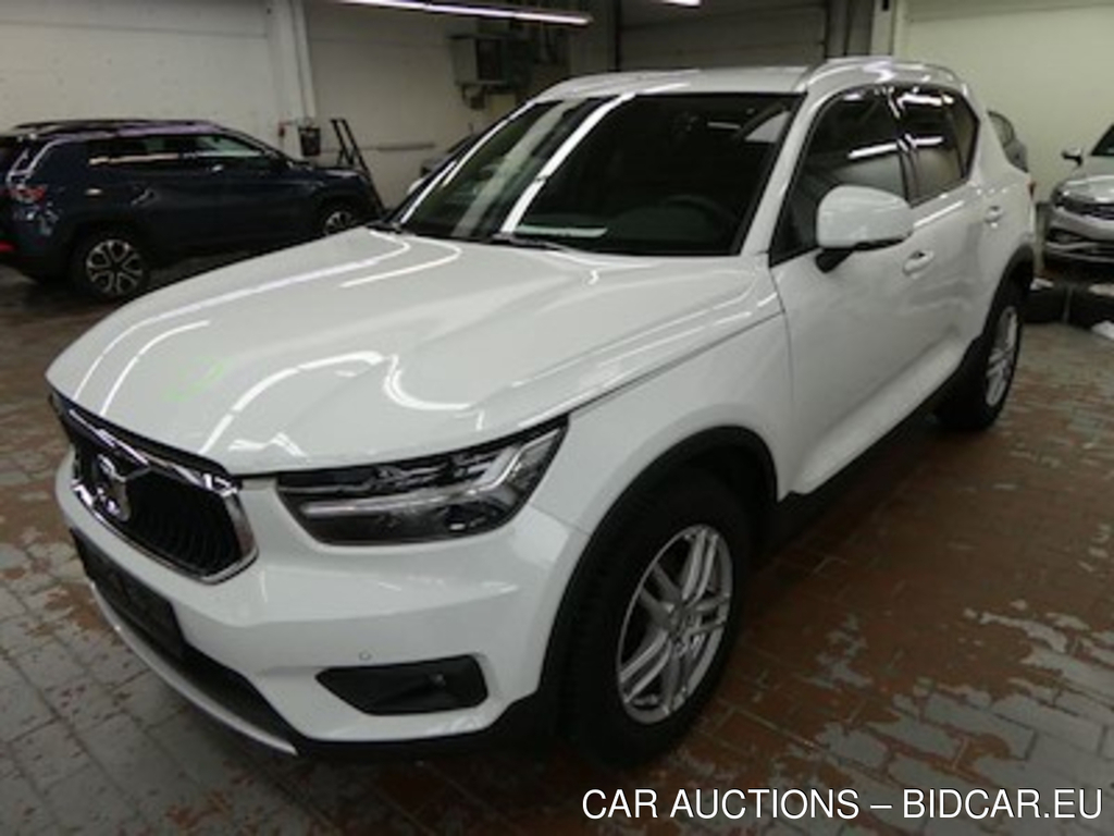 Volvo xc40 2.0 D3 GEARTRONIC MOMENTUM PRO