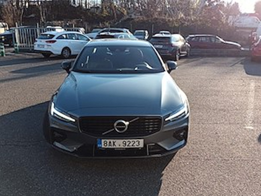 Volvo S60 T5 FWD Drive-E R-Design Auto