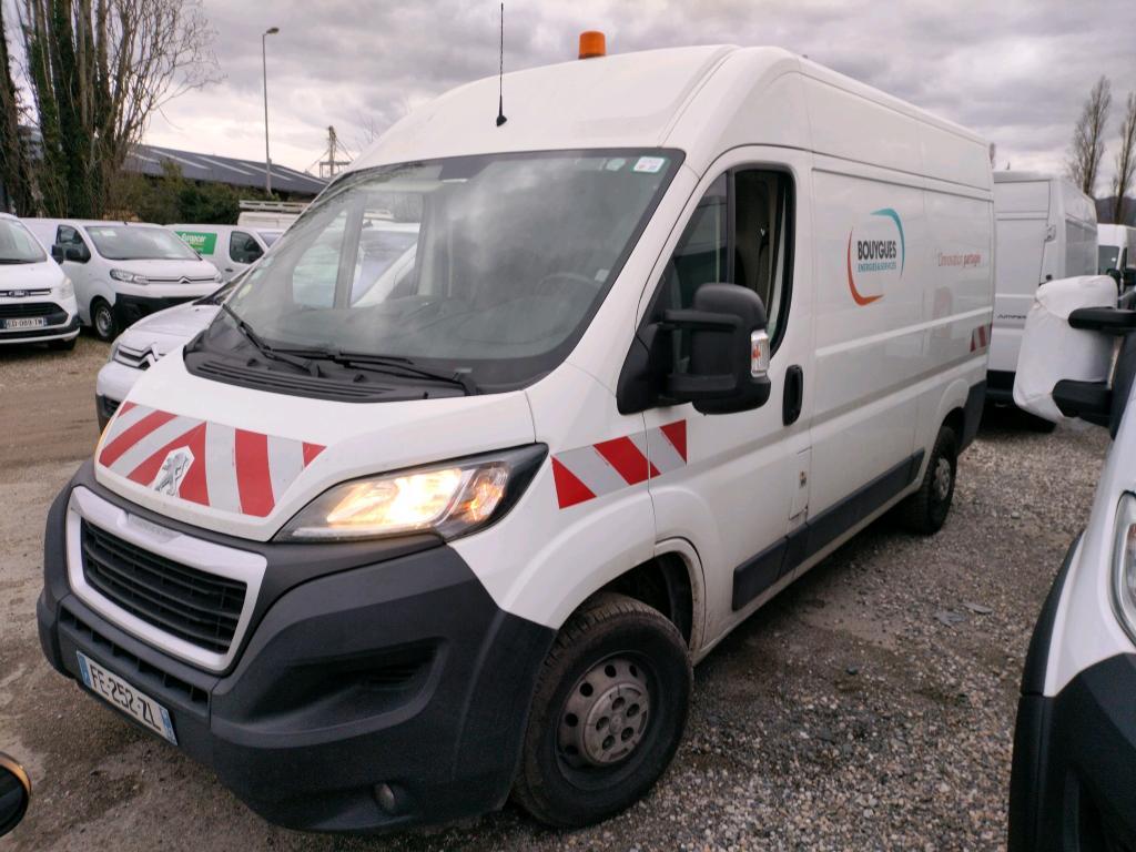 Peugeot Boxer BLUEHDI 130 S&amp;S PREMIUM PA 335 L2H2 VU [4P] bvm 6-130CH-7cv, 2019