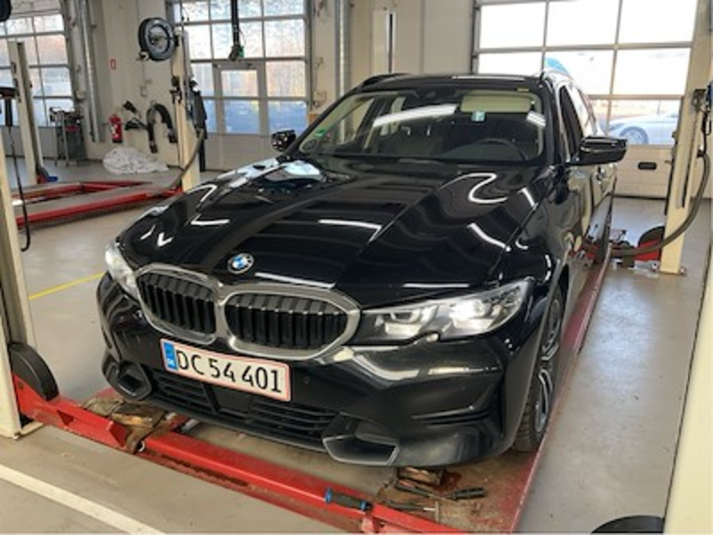 BMW 3 serie 320d Sport Line Touring auto UA!,