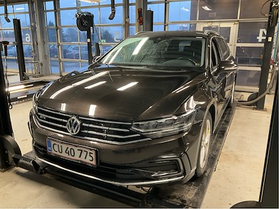 Volkswagen PASSAT 1.4 TSI GTE PLUS P-HYBRID VARIANT DSG UA!,