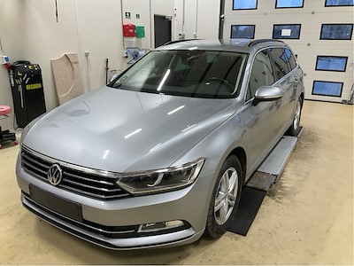 Volkswagen Passat 1.5 TSI EVO ACT COMFORTLINE PRE DSG VARIANT UA!