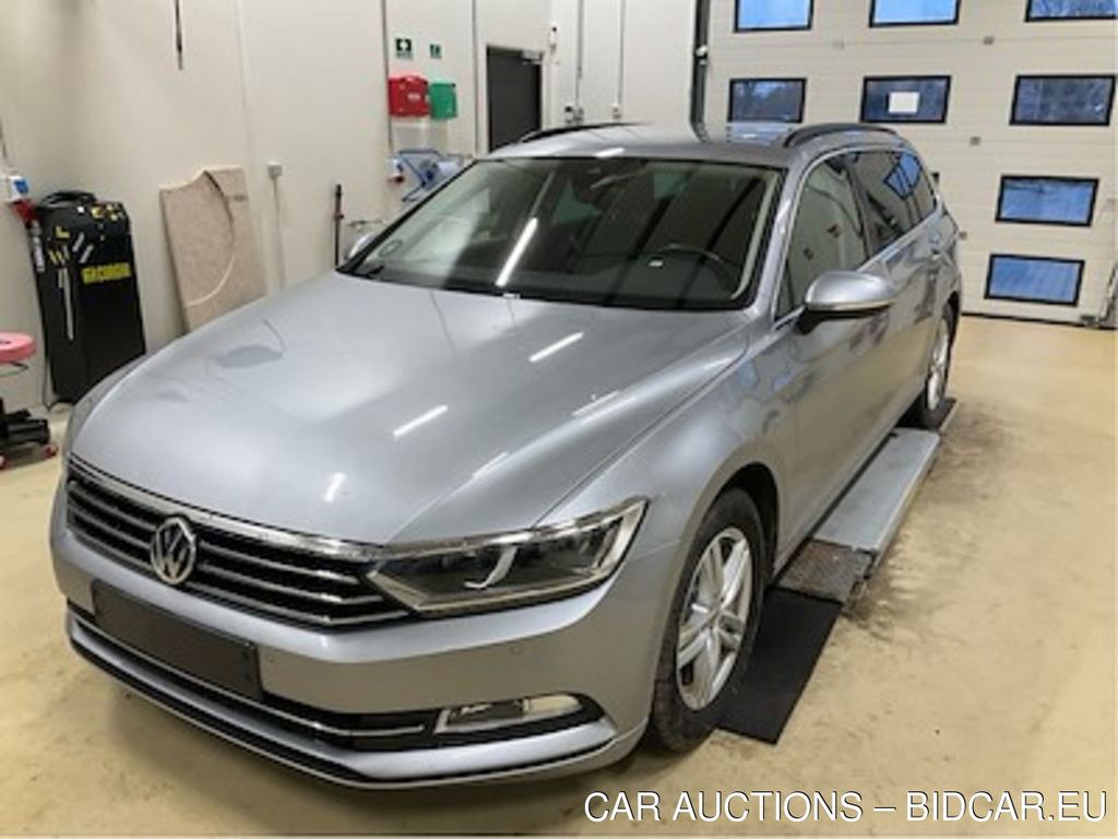 Volkswagen Passat 1.5 TSI EVO ACT COMFORTLINE PRE DSG VARIANT UA!