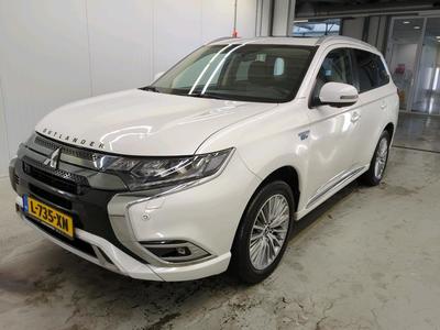 Mitsubishi Outlander (outgoing) PHEV 2.4 165kW 4WD Intense+ CVT, 2021