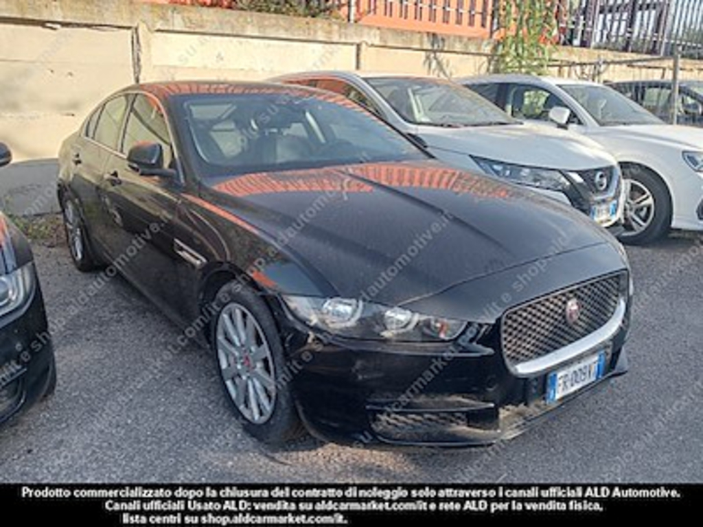 Jaguar XE 2.0d I4 180cv prestige -