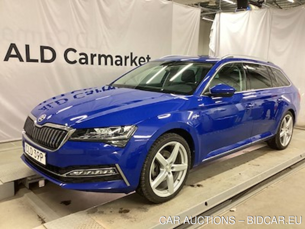 Skoda Superb IV 1.4 plug-in Business, L&amp;K, Navi, B-Kamera, Skinn, Auto