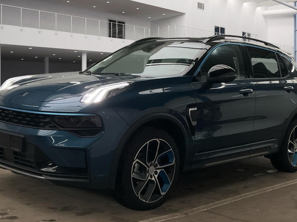 Lynk &amp; Co 01 PHEV, 2022