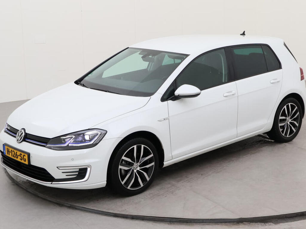 Volkswagen E-golf ELEKTROMOTOR 136PK 5D AUT. E-DITION WARMTEPOMP CAMERA, 2020