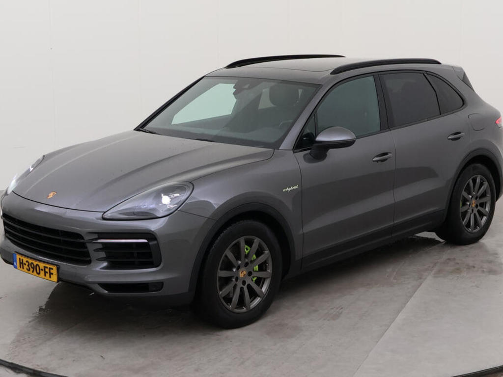 Porsche Cayenne 3.0 V6 462PK E-HYBRID PANO TREKHAAK AD. LUCHTVERING MEMORY, 2020