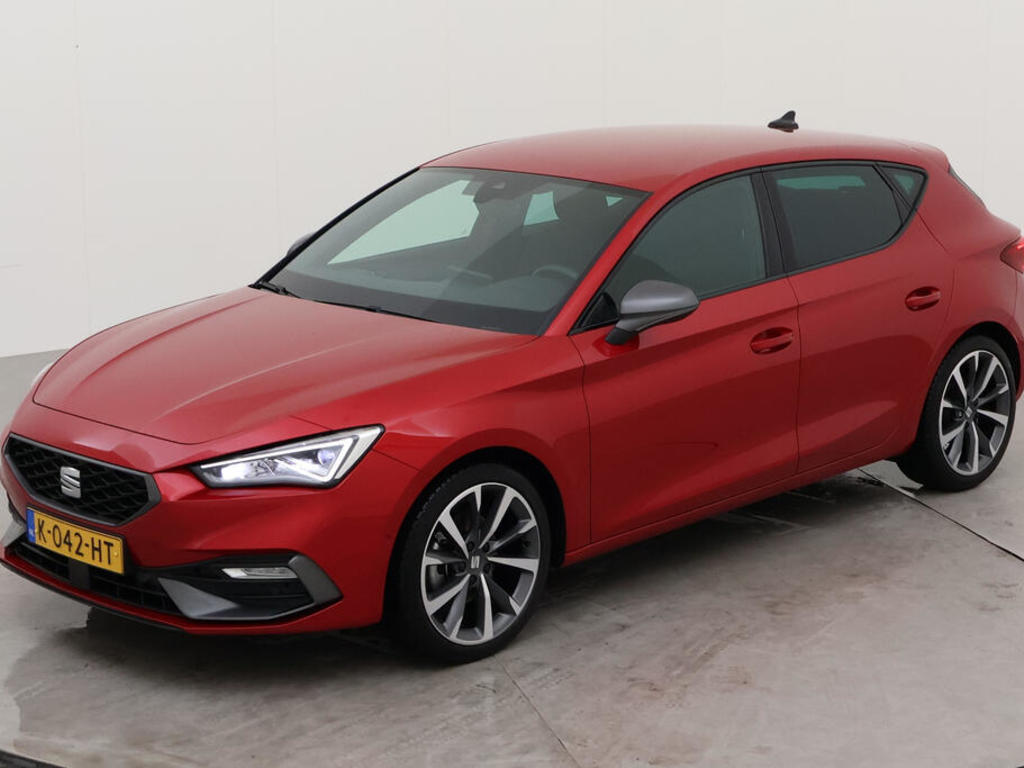 Seat Leon 1.5 TSI 150PK DSG FR LAUNCH EDITION WINTER TECHNOLOGY, 2020