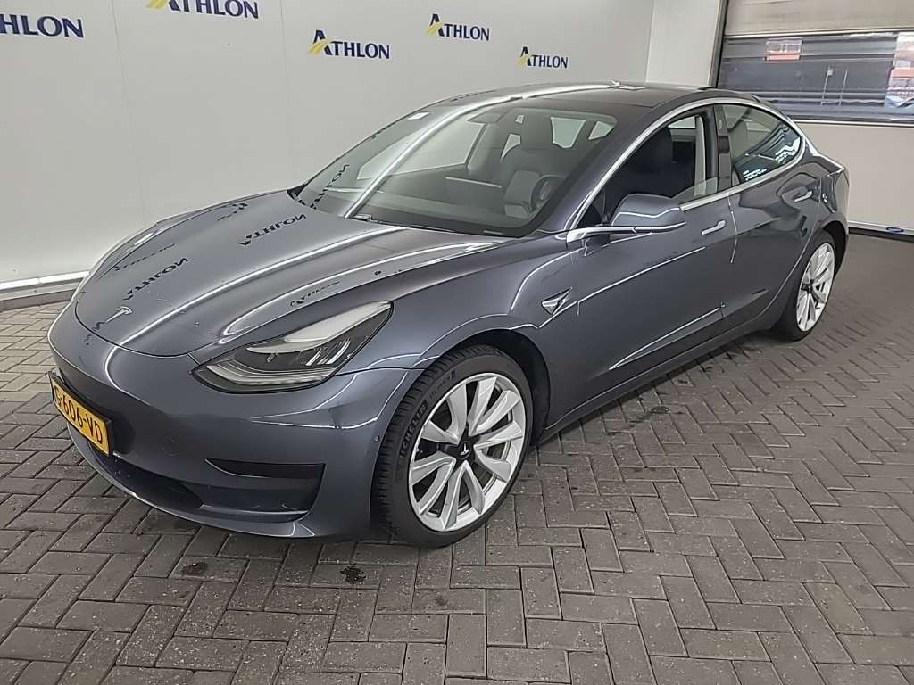 Tesla Model 3 STANDARD RANGE PLUS RWD 4D 211KW, 2019